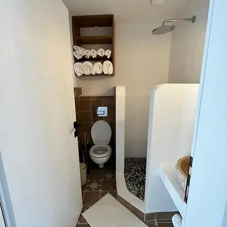 Mel's Garden House In The Heart Of The Dom wakacyjny